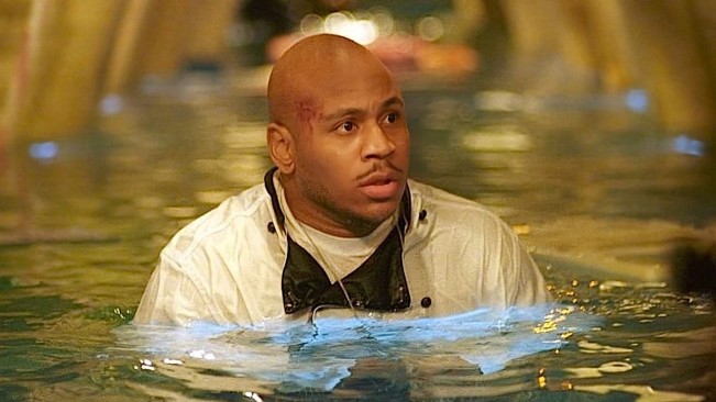 Cuplikan film Deep Blue Sea. [X]